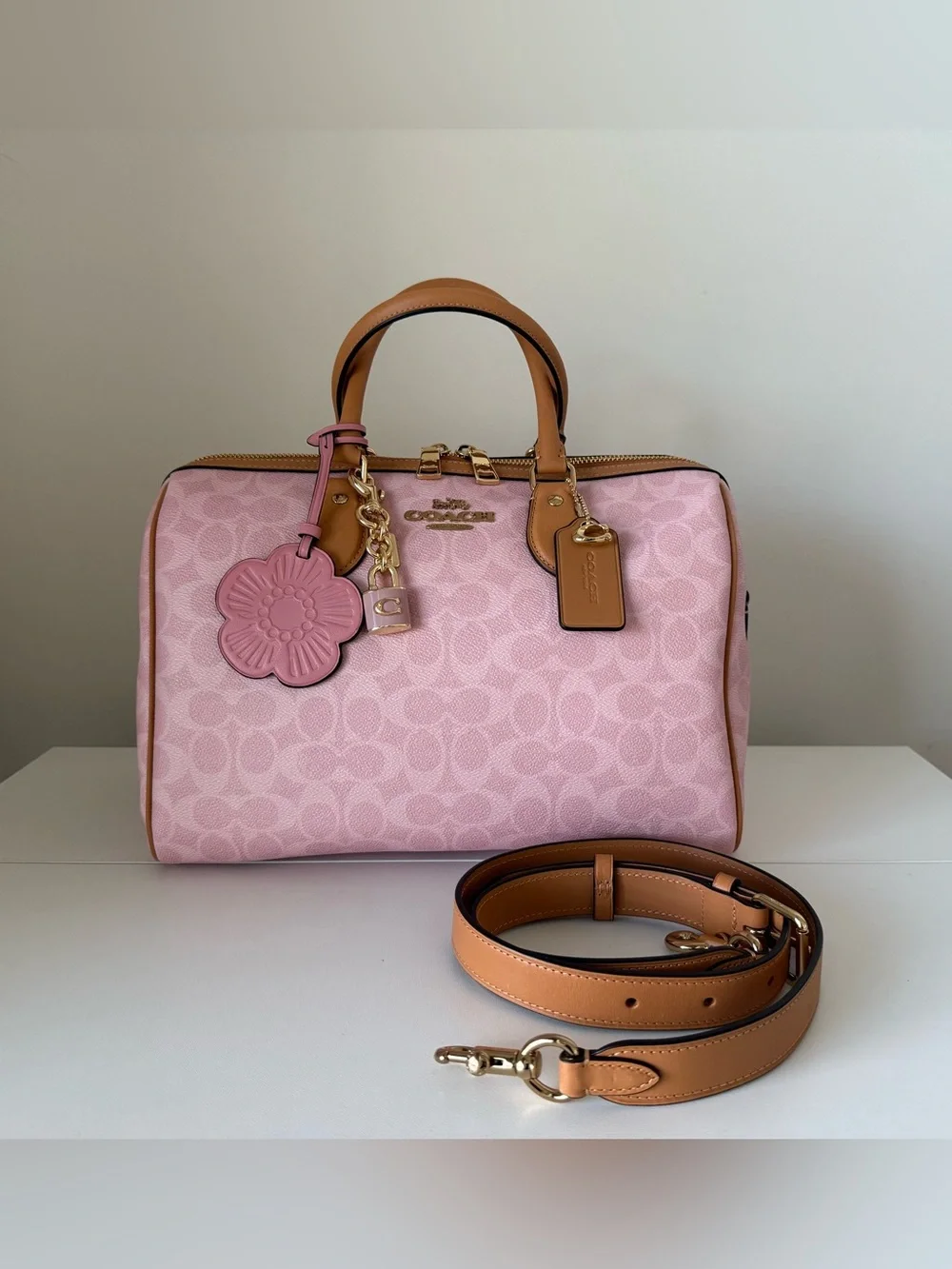 Coach Large Powder Pink Rowan with Matching Pink Wallets and Passport holder - Picture 3 of 15